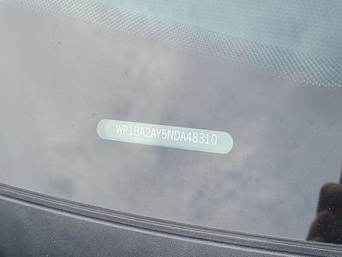 Used 2022 Porsche Cayenne Coupe image 39