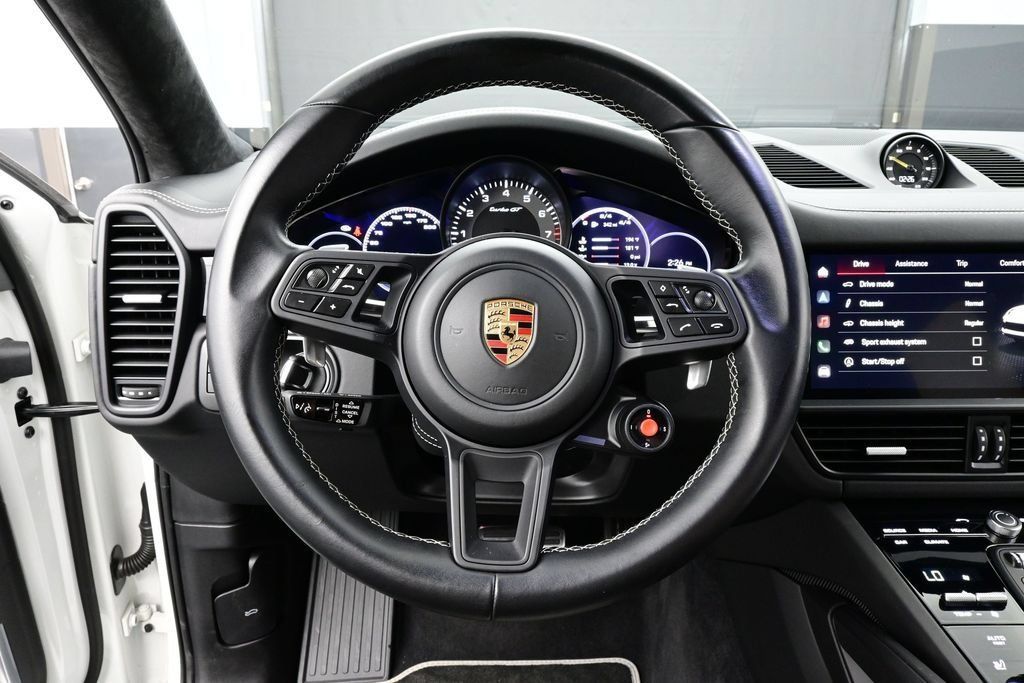 Certified 2023 Porsche Cayenne Turbo GT AWD/4WD image 8
