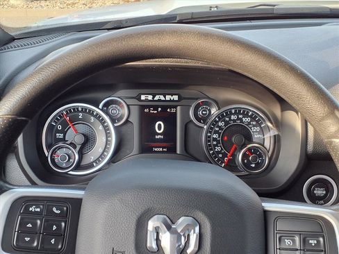 Used 2022 RAM 2500 Big Horn AWD/4WD image 19