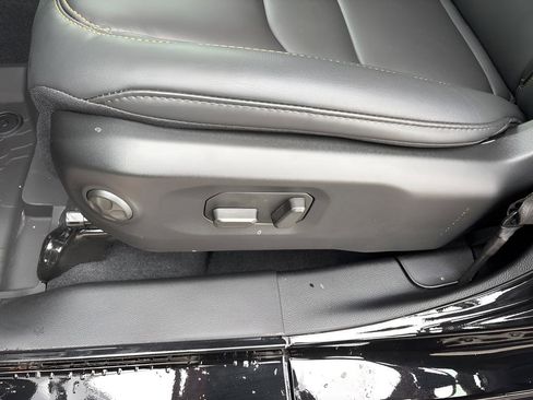 New 2025 Jeep Wrangler Unlimited Rubicon 392 image 35