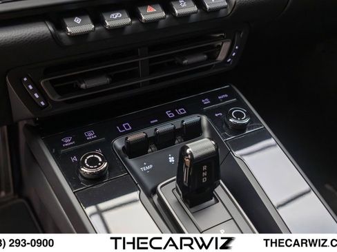 Used 2023 Porsche 911 Carrera T w/ Sportdesign Package RWD image 70