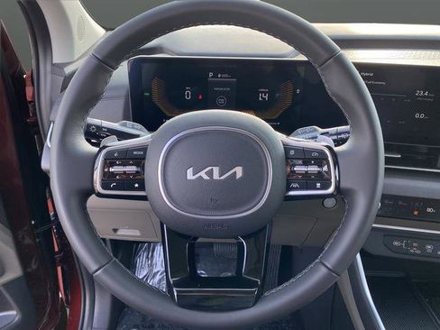 New 2026 Kia Carnival EX image 19