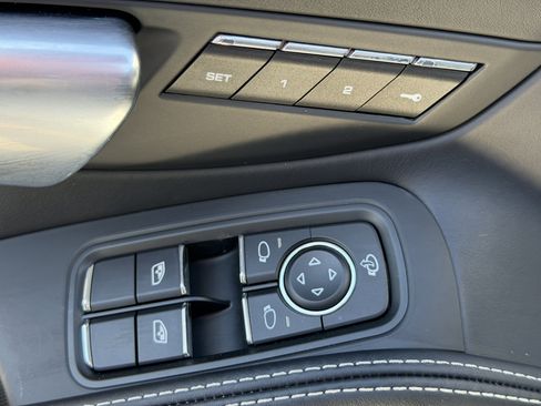 Certified 2024 Porsche 718 Boxster image 19