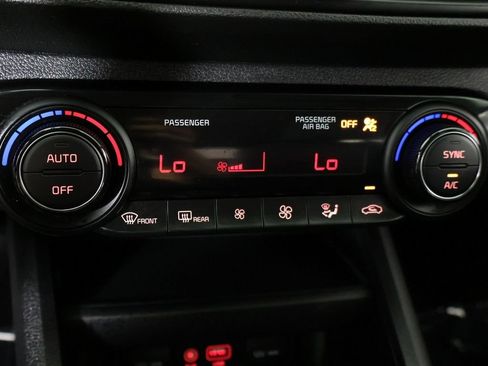 Used 2019 Kia Forte LXS FWD image 41