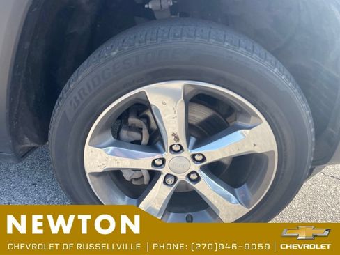 Used 2022 Jeep Grand Cherokee L Limited AWD/4WD image 21