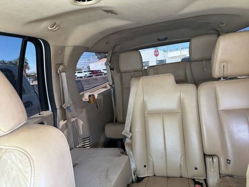 Used 2016 Ford Expedition EL XLT w/ Equipment Group 202A image 3