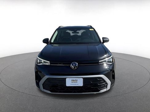 Used 2025 Volkswagen Taos S image 4