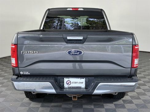 Used 2017 Ford F150 XLT w/ XTR Package image 5