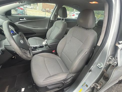 Used 2012 Hyundai Sonata GLS FWD image 9