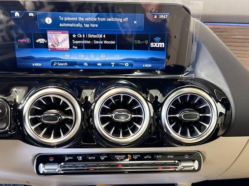 New 2026 Mercedes-Benz GLA 250 4MATIC image 14