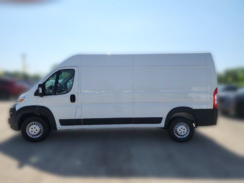 Used 2026 RAM ProMaster 2500 w/ Convenience Group FWD image 5