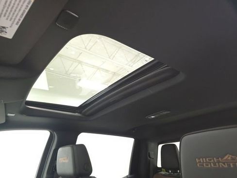 New 2026 Chevrolet Silverado 1500 High Country w/ High Country Premium Package image 19