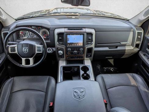 Used 2014 RAM 1500 Laramie w/ Convenience Group AWD/4WD image 16