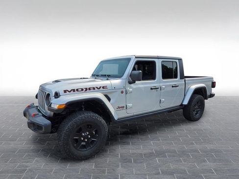 Used 2023 Jeep Gladiator Mojave w/ Cold Weather Group AWD/4WD image 3