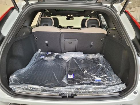 New 2026 Volvo XC60 B5 Plus w/ Protection Package Premier image 12