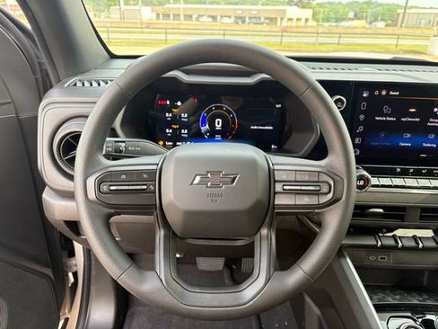 New 2026 Chevrolet Colorado Trail Boss AWD/4WD image 19