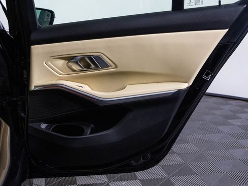 Used 2023 BMW 330i xDrive Sedan w/ Driving Assistance Package image 39