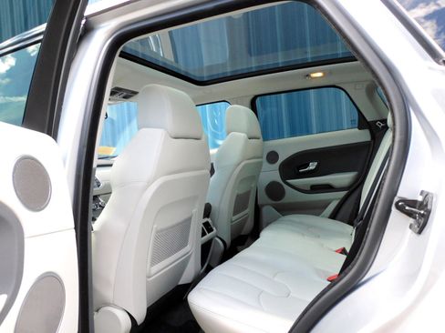 Used 2013 Land Rover Range Rover Evoque Pure Plus image 15