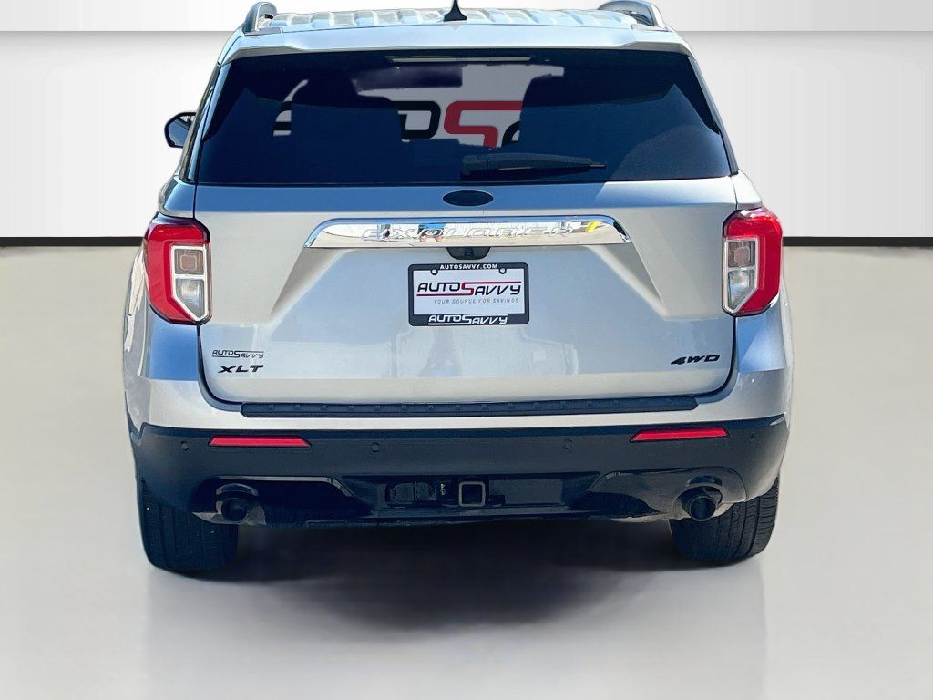 Used 2023 Ford Explorer XLT w/ Equipment Group 202A AWD/4WD image 6