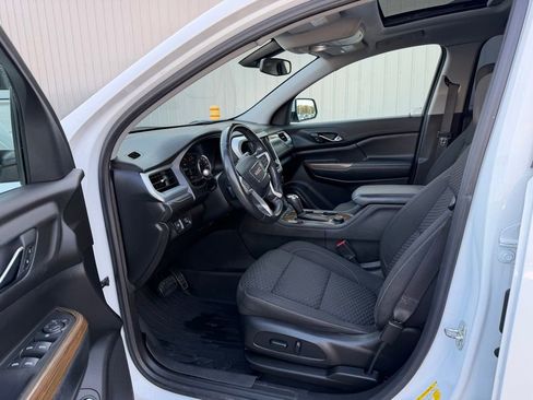 Used 2019 GMC Acadia SLE w/ Driver Alert Package I image 17