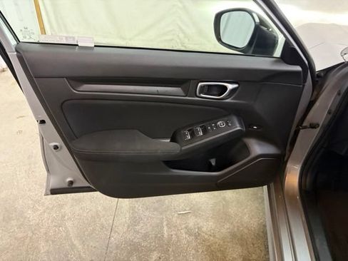 Used 2022 Honda Civic Sport image 26