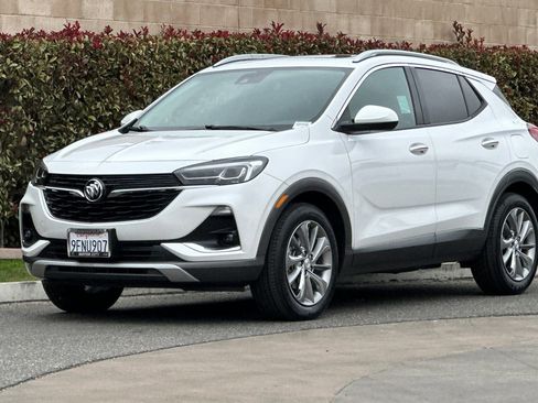 Certified 2023 Buick Encore GX Essence w/ Experience Buick Package image 8