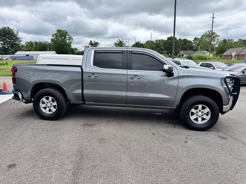 Used 2020 Chevrolet Silverado 1500 LT AWD/4WD image 6