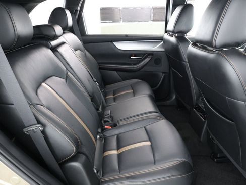 Used 2025 MAZDA CX-70 Plug-In Hybrid w/ Premium Plus image 23