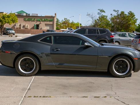 Used 2013 Chevrolet Camaro LS RWD image 5