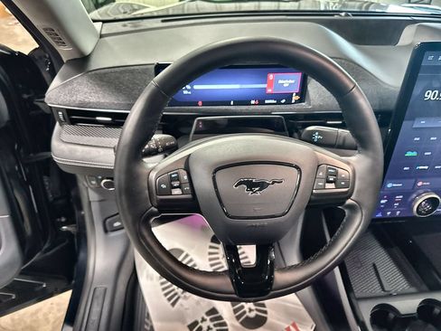 Used 2025 Ford Mustang Mach-E Premium RWD image 17