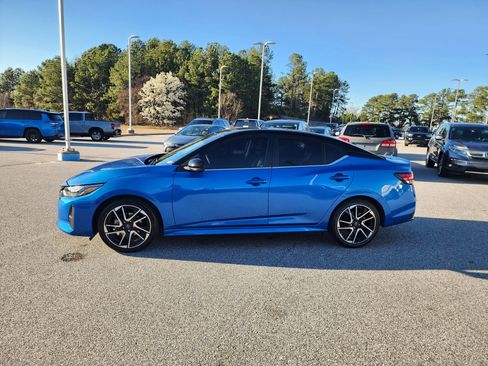 Used 2024 Nissan Sentra SR w/ SR Premium Package image 7