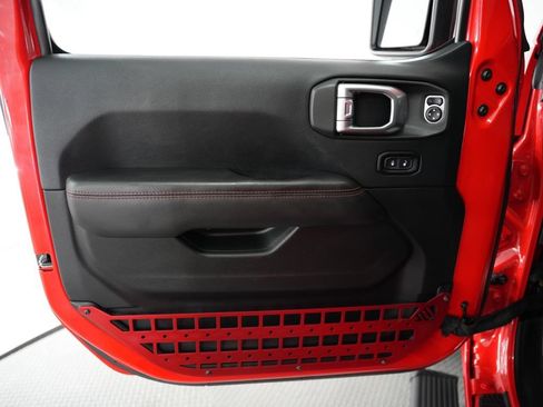 Used 2018 Jeep Wrangler Unlimited Rubicon AWD/4WD image 41
