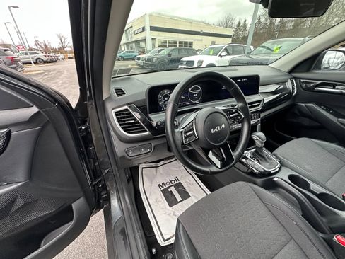 Used 2024 Kia Seltos S image 25