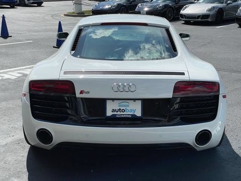 Used 2015 Audi R8 V10 w/ Full Leather Package AWD/4WD image 13