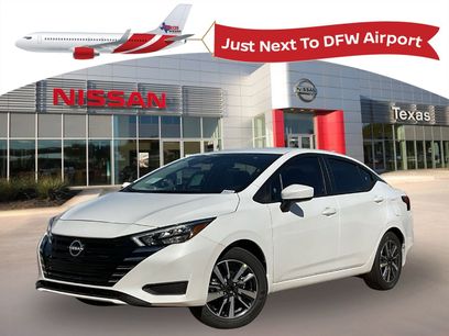 New 2025 Nissan Versa SV w/ Trunk Package