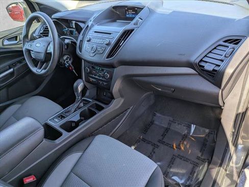 Used 2018 Ford Escape SE image 21