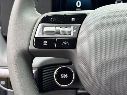 New 2026 Hyundai Ioniq 5 SEL image 25