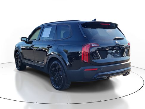 Used 2021 Kia Telluride EX w/ EX Premium Package image 3