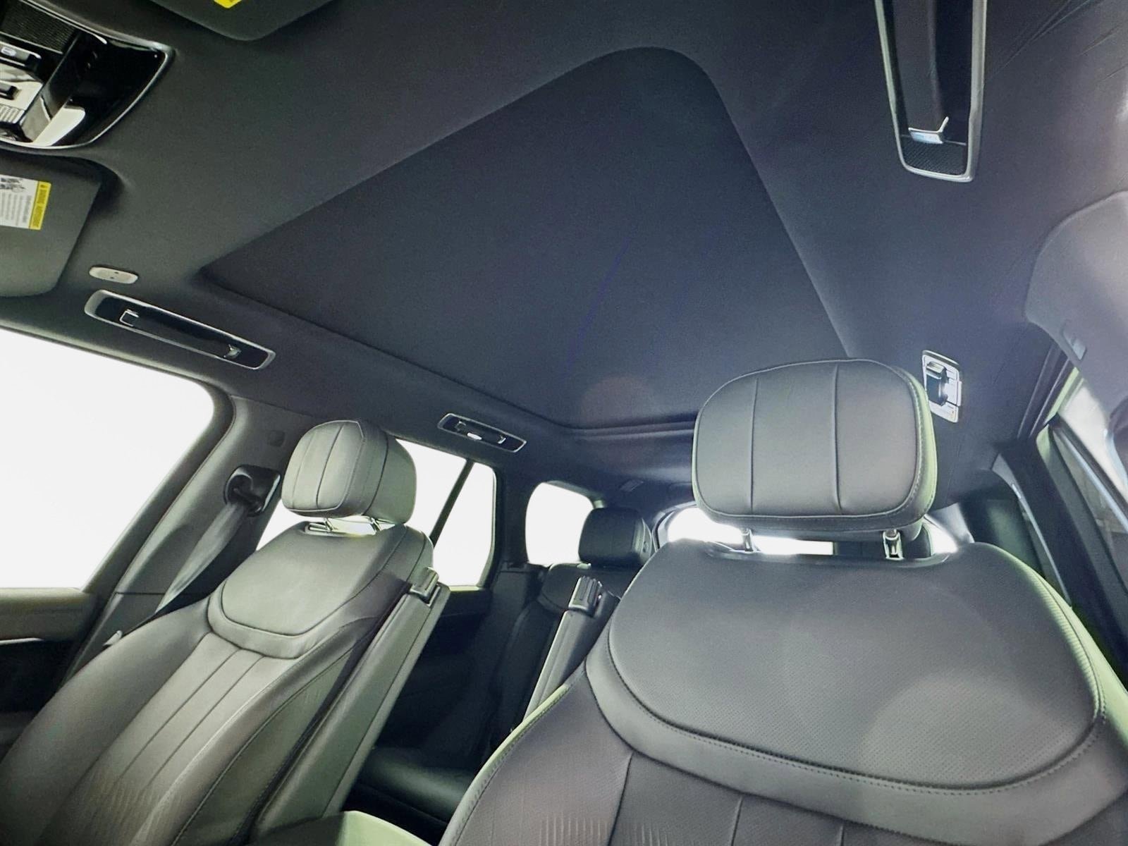 New 2026 Land Rover Range Rover SE AWD/4WD image 14