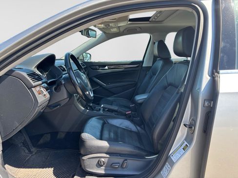 Used 2014 Volkswagen Passat TDI SEL Premium FWD image 10