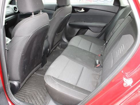 Used 2019 Kia Forte S image 5