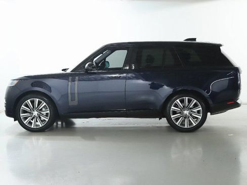 Certified 2023 Land Rover Range Rover SE AWD/4WD image 4