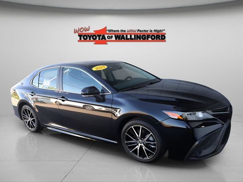 Certified 2024 Toyota Camry SE FWD image 14