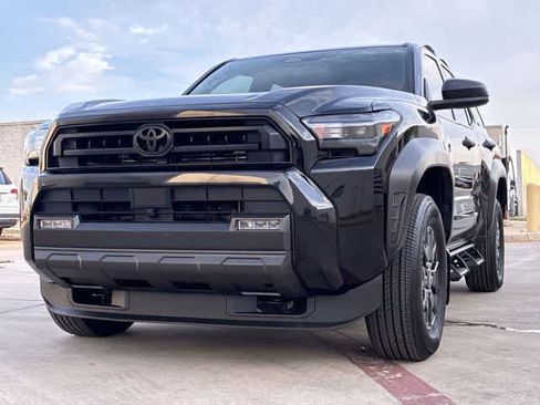 Used 2025 Toyota 4Runner SR5 RWD image 11