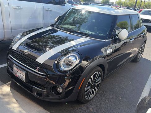 Used 2021 MINI Cooper S FWD image 1