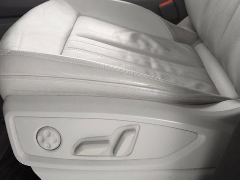 Used 2018 Audi Q5 2.0T Premium Plus image 43