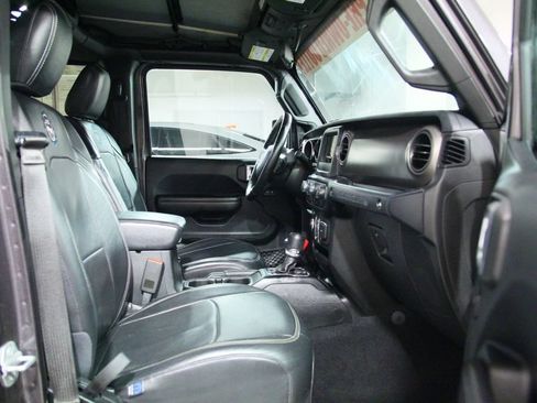 Used 2020 Jeep Wrangler Unlimited Sport S AWD/4WD image 18