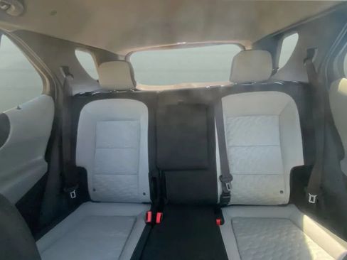 Used 2020 Chevrolet Equinox LS w/ LS Convenience Package FWD image 21