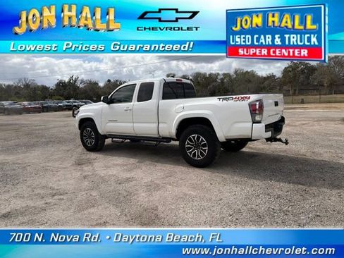 Used 2022 Toyota Tacoma TRD Sport w/ TRD Premium Sport Package image 6