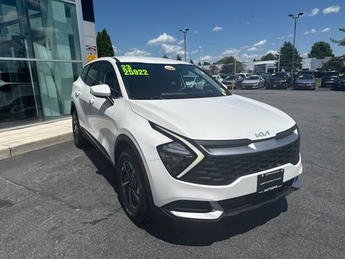 Certified 2023 Kia Sportage LX AWD/4WD image 8
